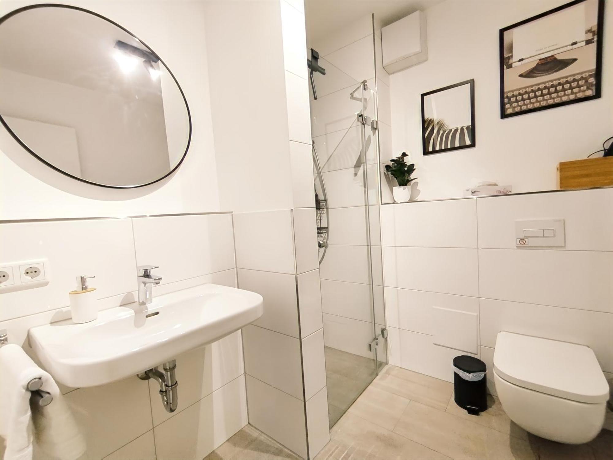Bright Apartment Fuer Bis Zu 5 Erlangen Eksteriør billede